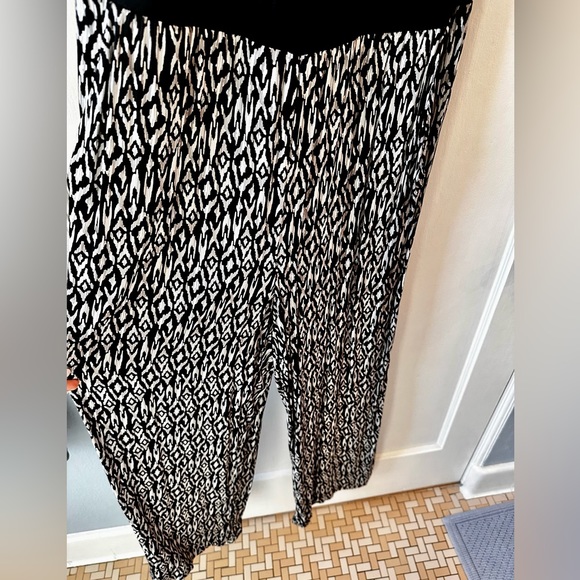 Torrid Challis Jumpsuit - Picture 5 of 8